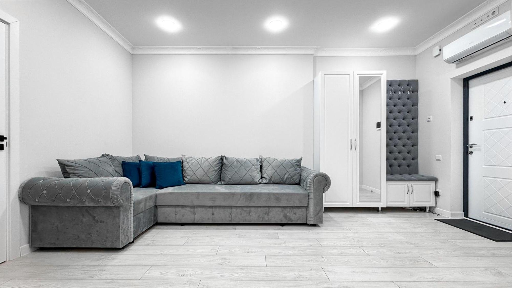 Luxury New Avram Iancu Apartments キシナウ エクステリア 写真